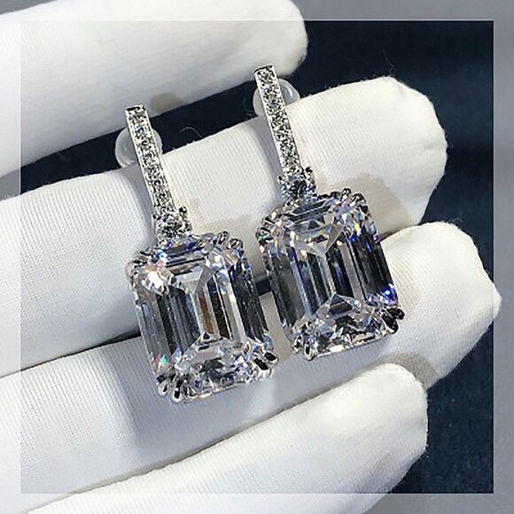 High-Quality Simulated Diamond Baguette Cut Dangle Earrings – Maximum Sparkle ✨ - Picture 1 of 10